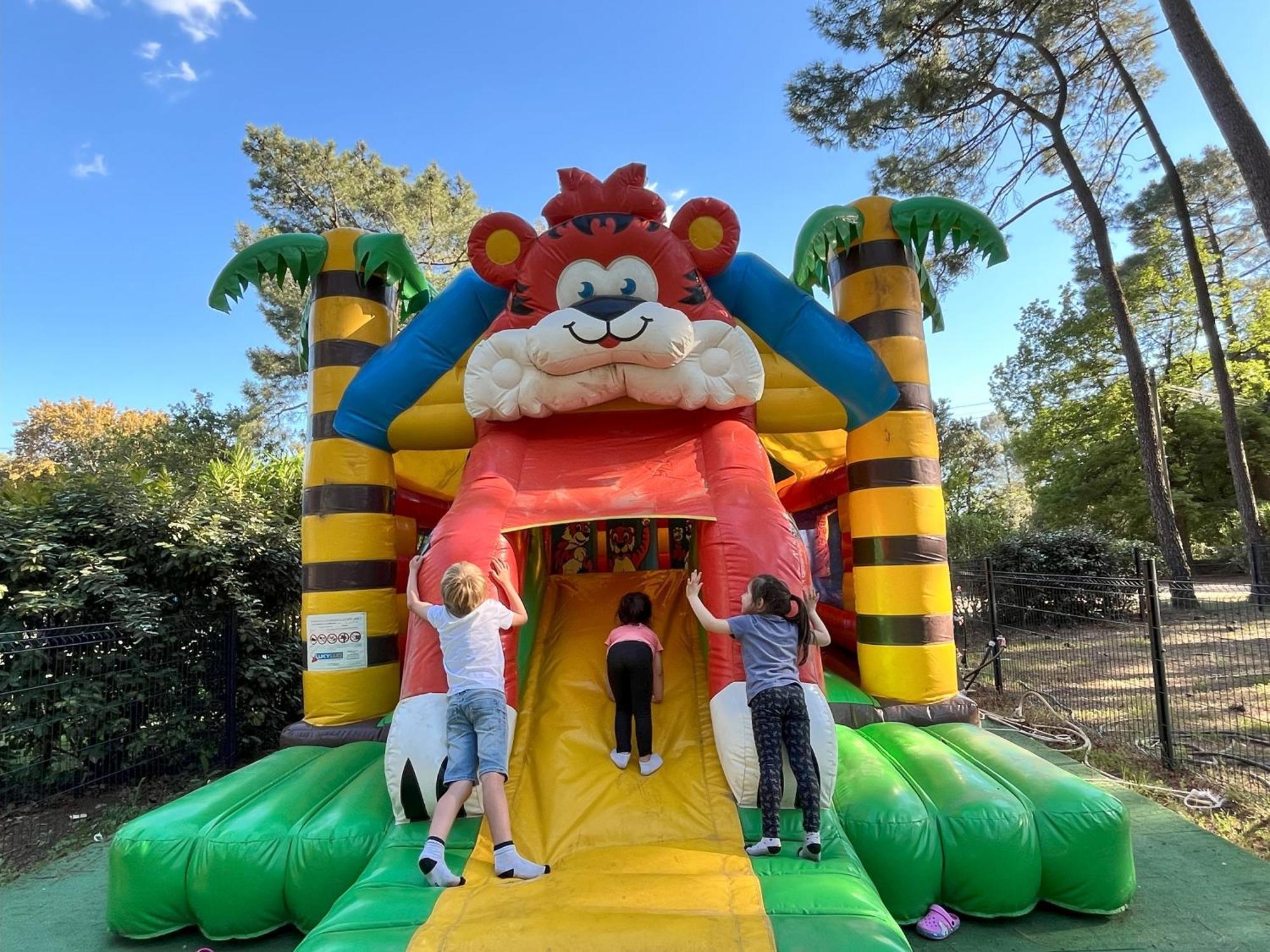 Camping La Simioune En Provence Bollène Exteriér fotografie
